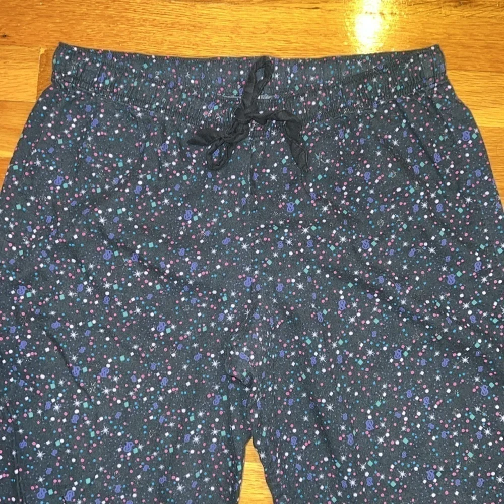Women’s Victoria’s Secret Pajamas Pants - Picture 2 of 8